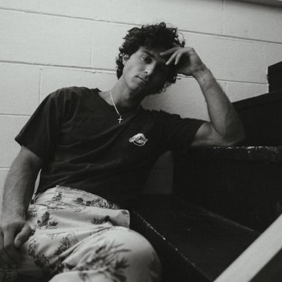 Xander Ward | Music Licensing | Musicbed